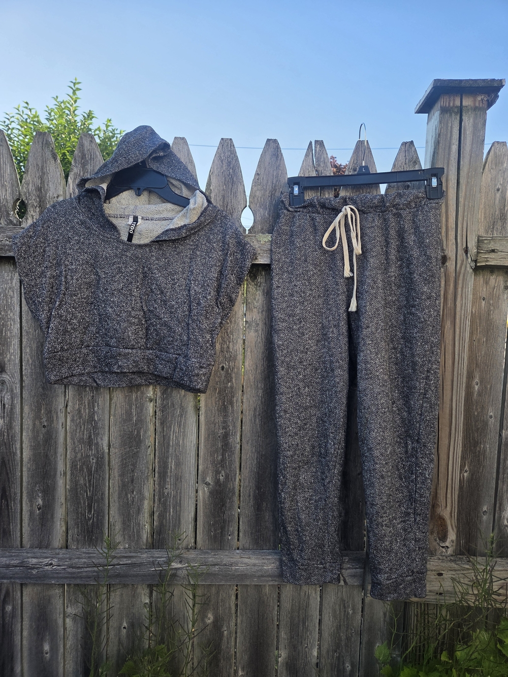 Ktoo Vintage Cozy Two-Piece Knit Hoodie Set in Charcoal Heather